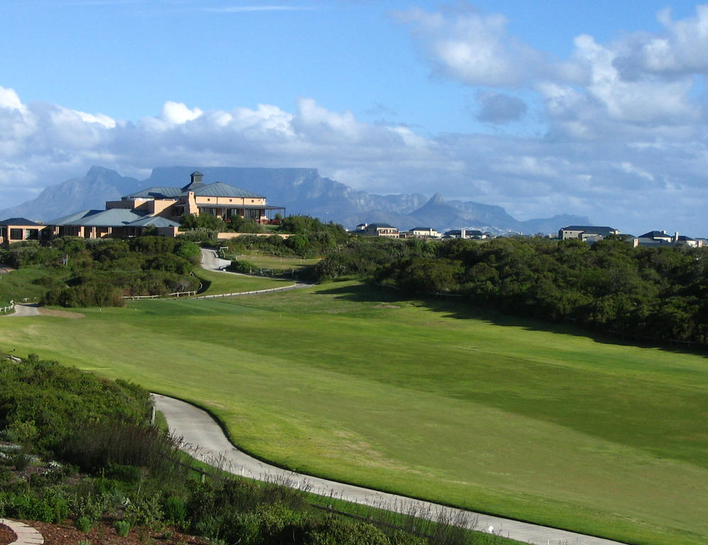 The Lodge At Atlantic Beach Melkbosstrand Esterno foto